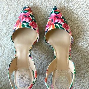 Vince Camuto kitten pumps barely worn!  Size 7.5